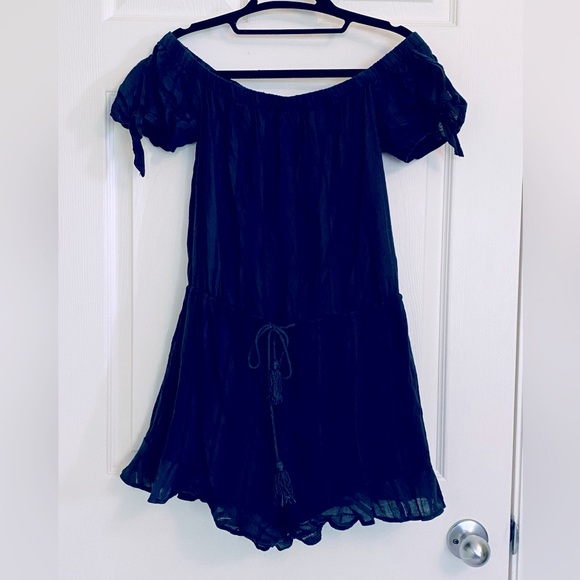 NWOT cotton navy romper - Picture 1 of 5